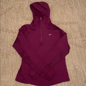 Nike winter hooded running 1/4 zip